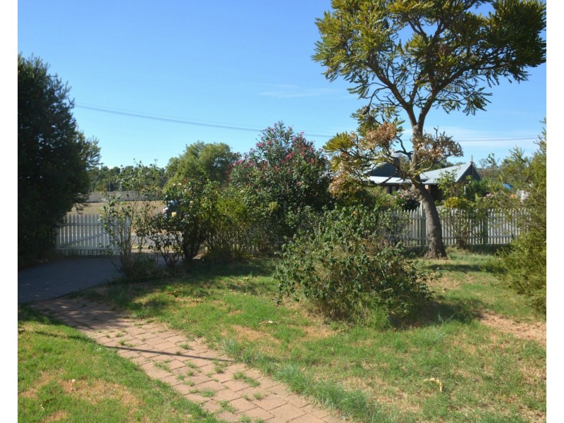 20 Howard Street, Barooga NSW 3644