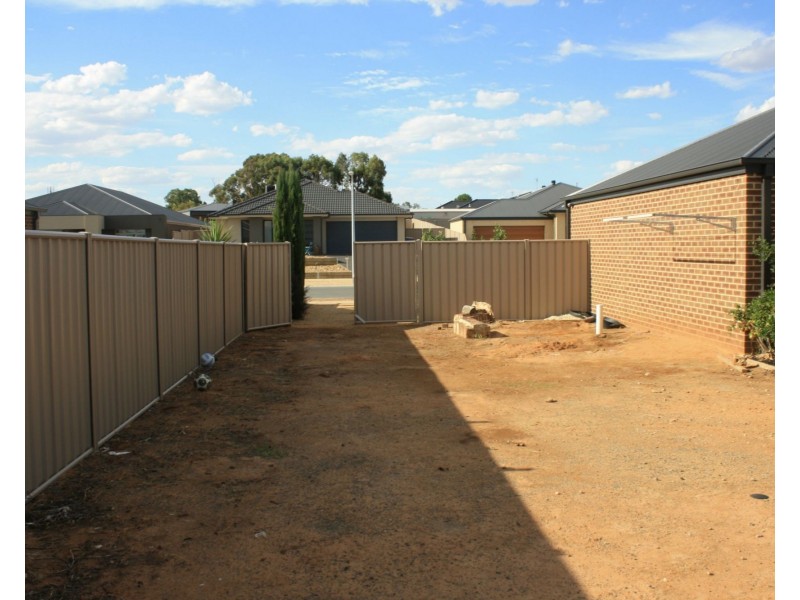 31 Bisogni Drive, Cobram VIC 3644