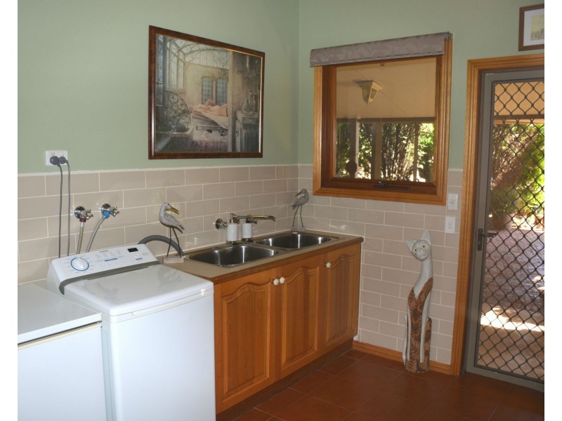194 Cobram South Road, Cobram VIC 3644