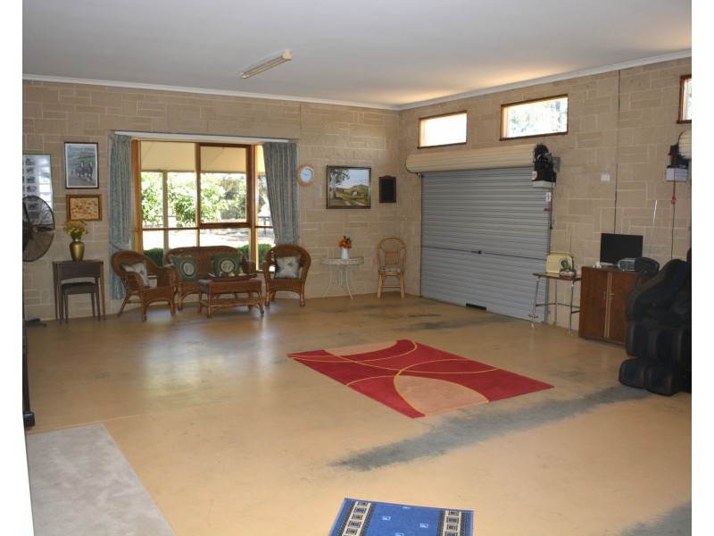 194 Cobram South Road, Cobram VIC 3644