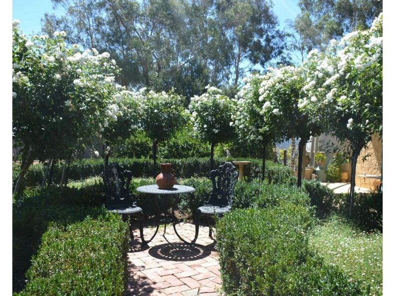 194 Cobram South Road, Cobram VIC 3644