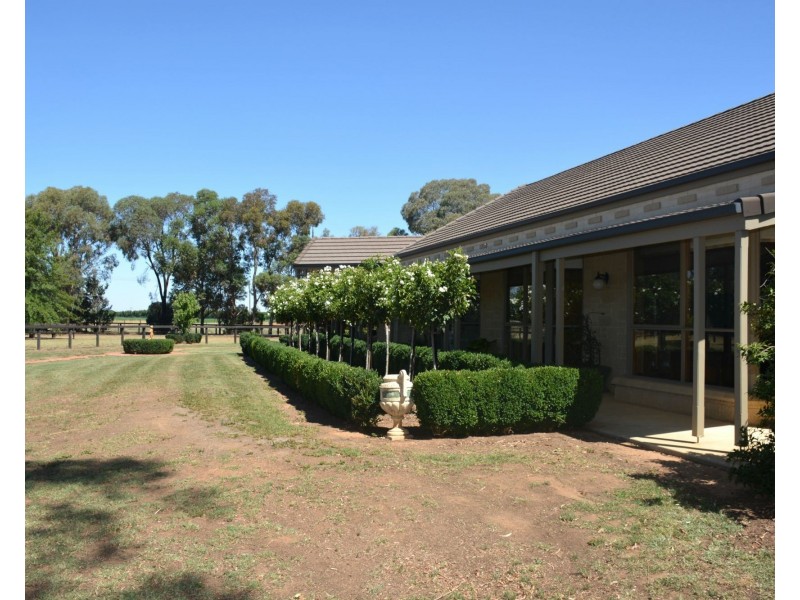 194 Cobram South Road, Cobram VIC 3644
