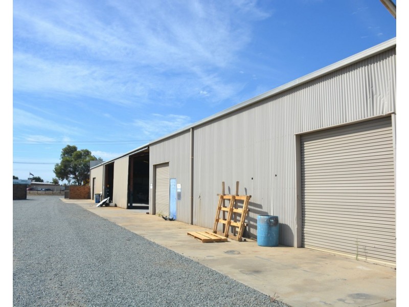 16 Broadway Street, Cobram VIC 3644