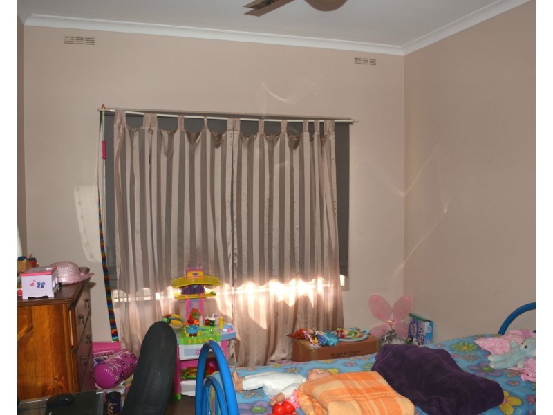 14 Warkil Street, Cobram VIC 3644