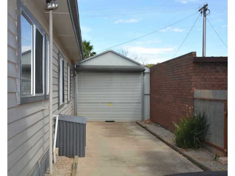 14 Warkil Street, Cobram VIC 3644