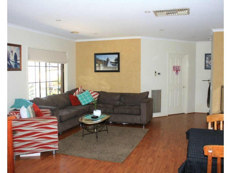 23 Cornish Street, Cobram VIC 3644