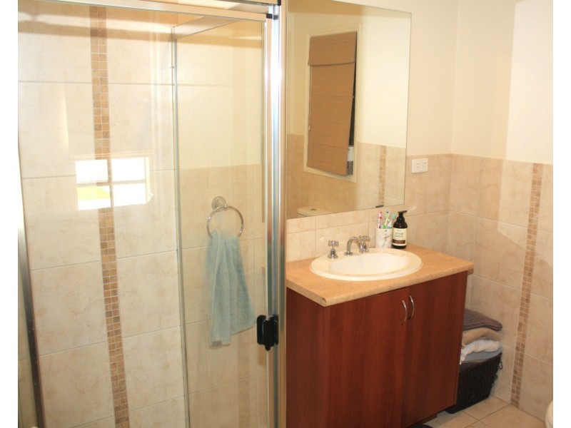 23 Cornish Street, Cobram VIC 3644