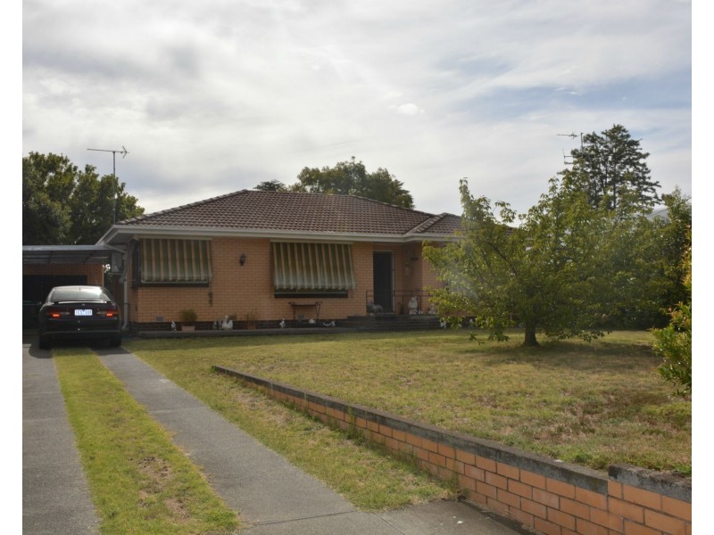 7 Lirrk Street, Cobram VIC 3644