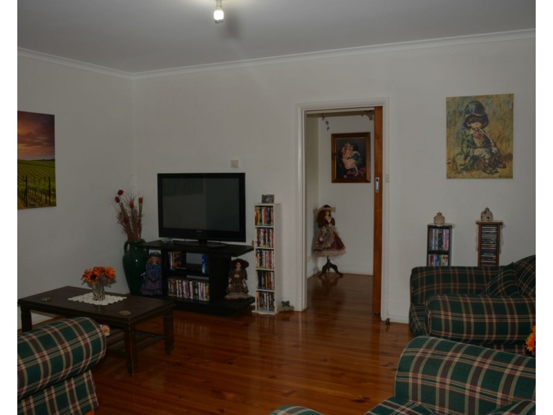 7 Lirrk Street, Cobram VIC 3644