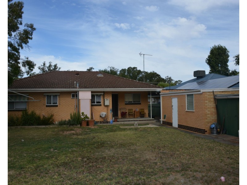 7 Lirrk Street, Cobram VIC 3644