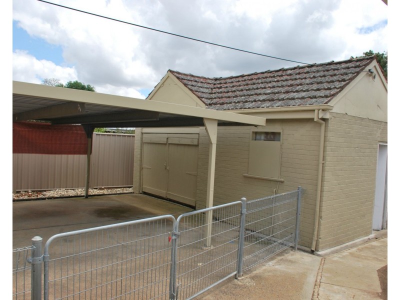 18 Broadway Street, Cobram VIC 3644