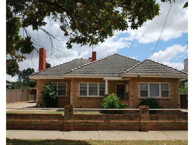 18 Broadway Street, Cobram VIC 3644