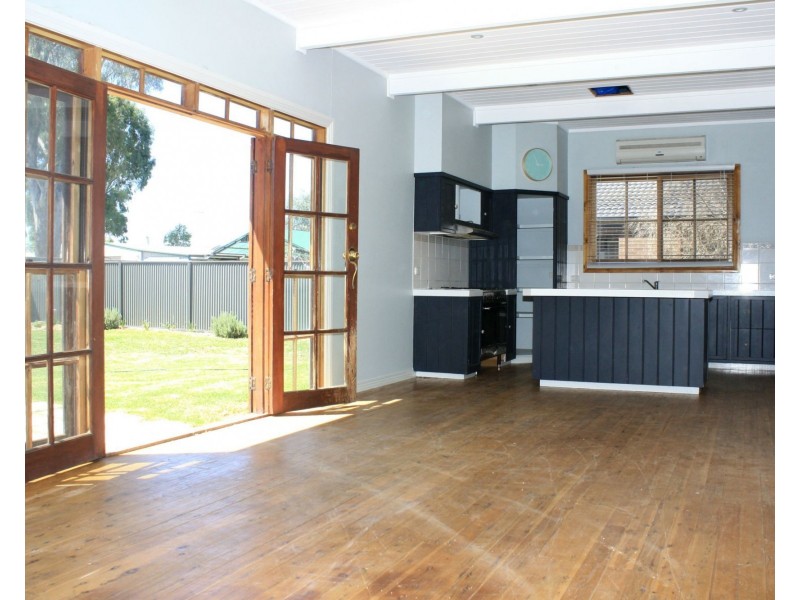 138 Deniliquin Street, Tocumwal NSW 2714