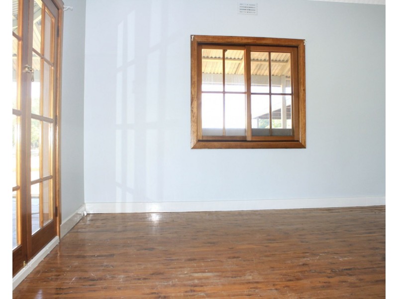 138 Deniliquin Street, Tocumwal NSW 2714