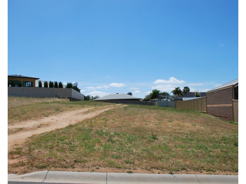 29 Apricot Circuit, Cobram VIC 3644