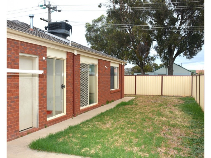 1 Elberta Court, Cobram VIC 3644