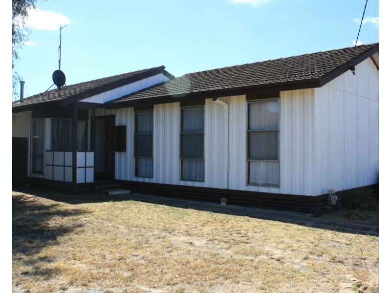 1 Golden Court, Cobram VIC 3644