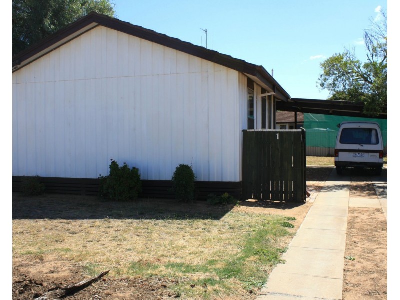 1 Golden Court, Cobram VIC 3644