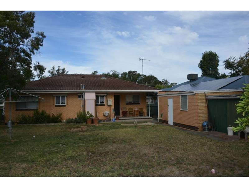 7 Lirrk Street, Cobram VIC 3644