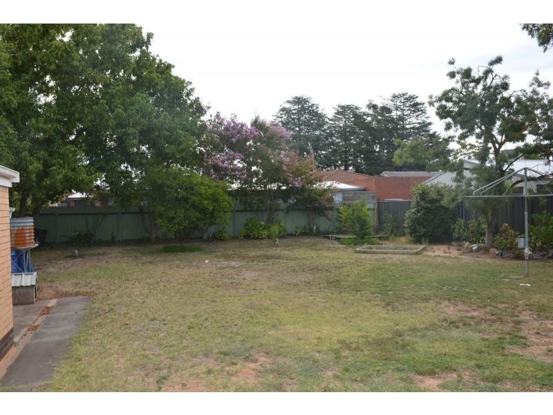 7 Lirrk Street, Cobram VIC 3644