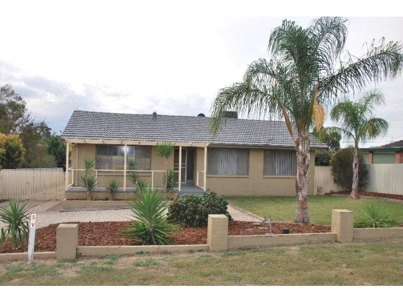 30 Hughes Street, Barooga NSW 3644