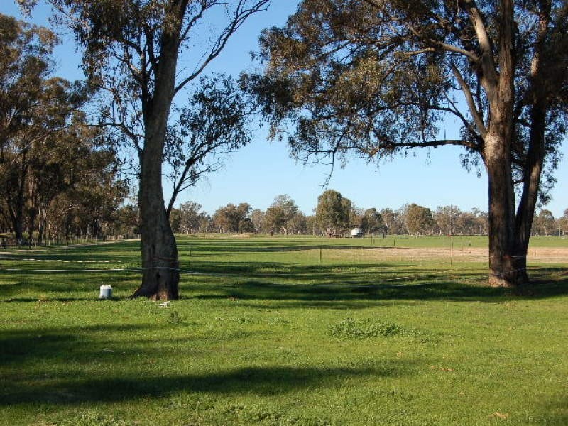 00 Tocumwal-Benalla Road, Koonoomoo VIC 3644