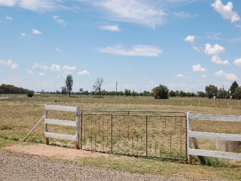 RMB 2039 McIntyre Road, Cobram East VIC 3644