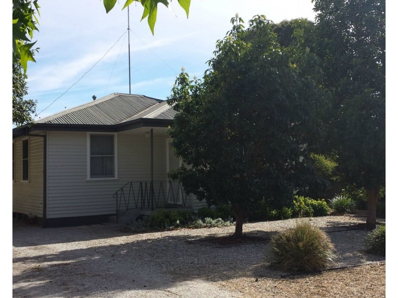 11 Budd Street, Berrigan NSW 2712