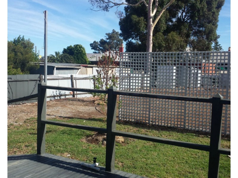 11 Budd Street, Berrigan NSW 2712