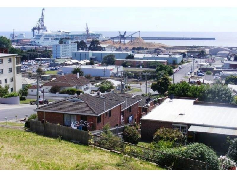 19 Edwardes Street, Burnie TAS 7320