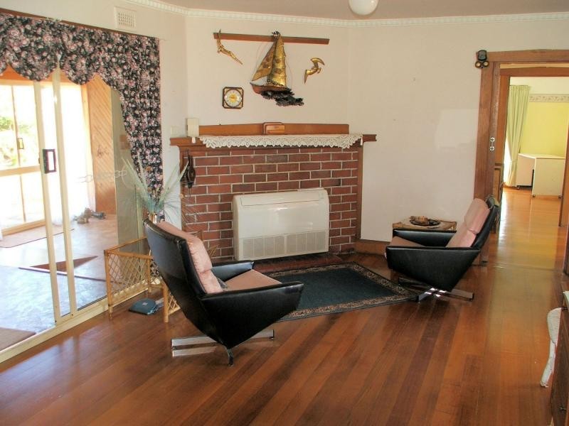 246 Penguin Road, Penguin TAS 7316