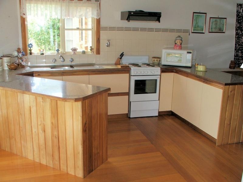 246 Penguin Road, Penguin TAS 7316