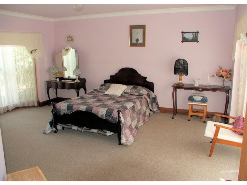 246 Penguin Road, Penguin TAS 7316