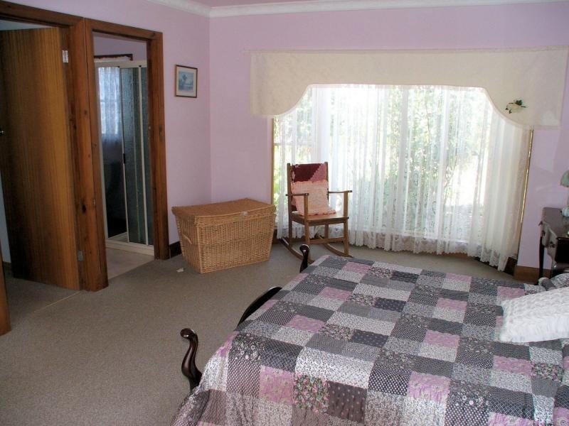 246 Penguin Road, Penguin TAS 7316