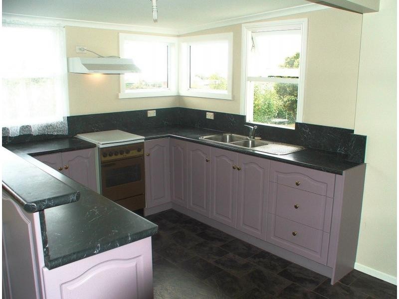 8 Fielding Street, Penguin TAS 7316