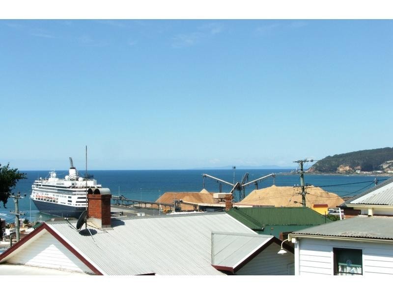 30 Hodgman Street, Burnie TAS 7320