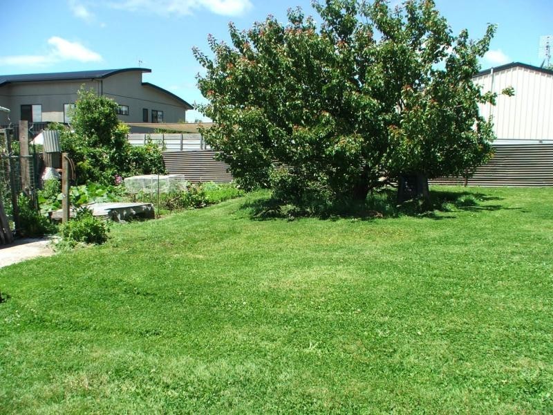 136 Main Road, Penguin TAS 7316