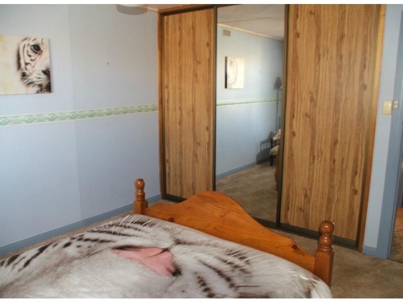 88 South Road, Penguin TAS 7316