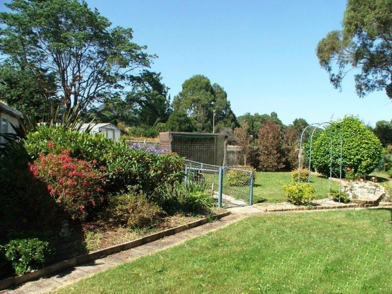 88 South Road, Penguin TAS 7316