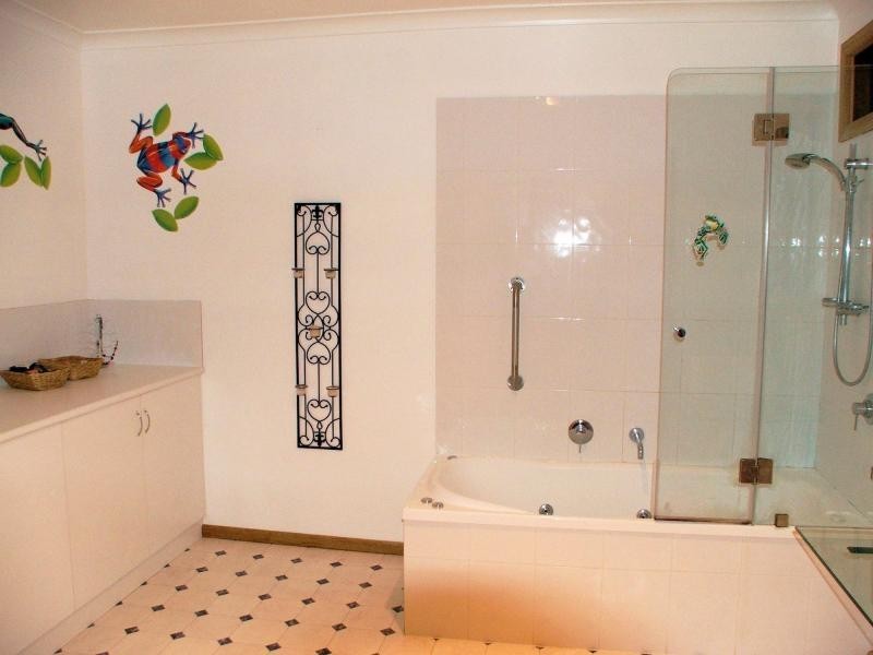 83 Pine Road, Penguin TAS 7316