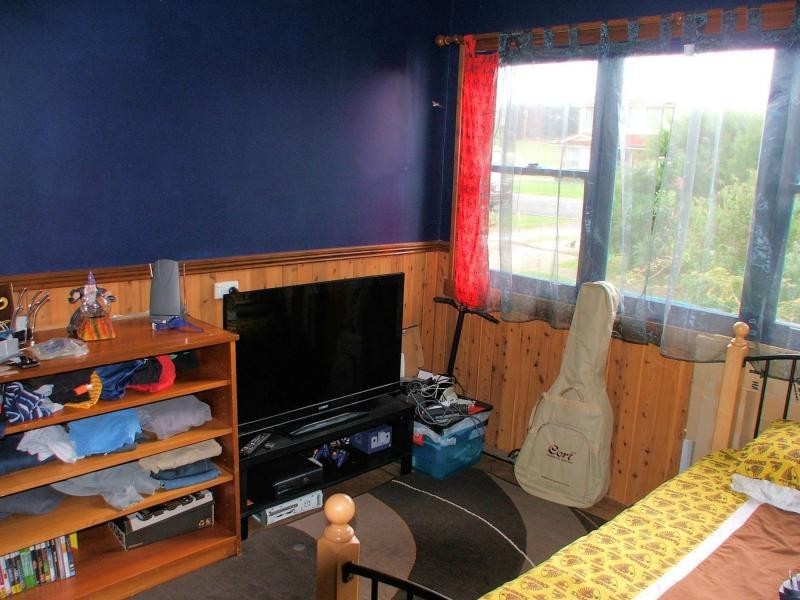 83 Pine Road, Penguin TAS 7316