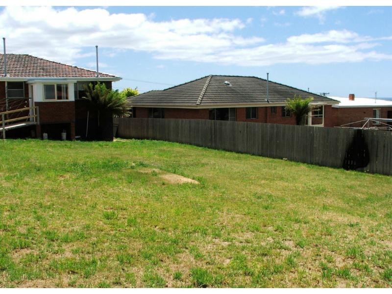 8 Malakoff Street, Somerset TAS 7322