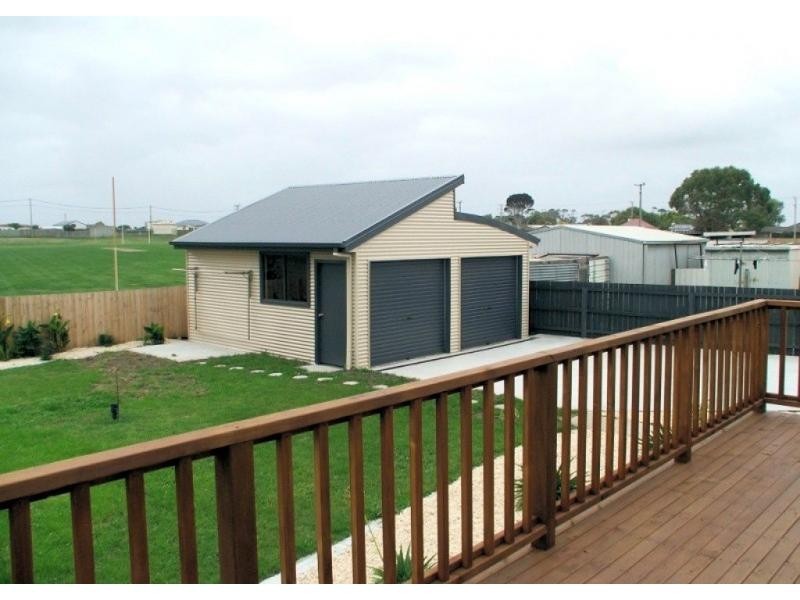 16 Tingha Way, West Ulverstone TAS 7315