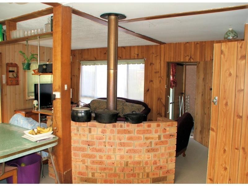 36 White Hills Road, Penguin TAS 7316