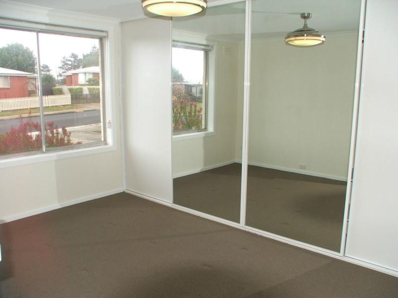 14 Yaxley Street, Penguin TAS 7316