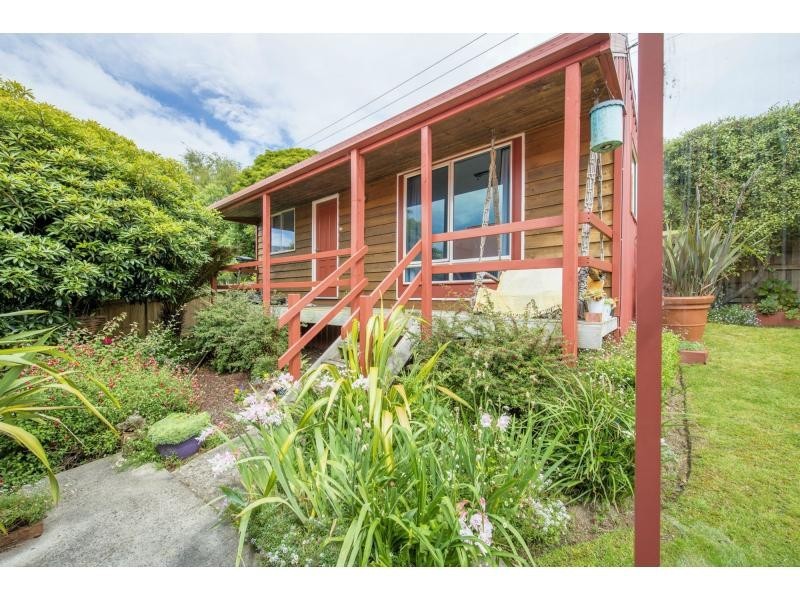 2 Kelvin Street, Penguin TAS 7316
