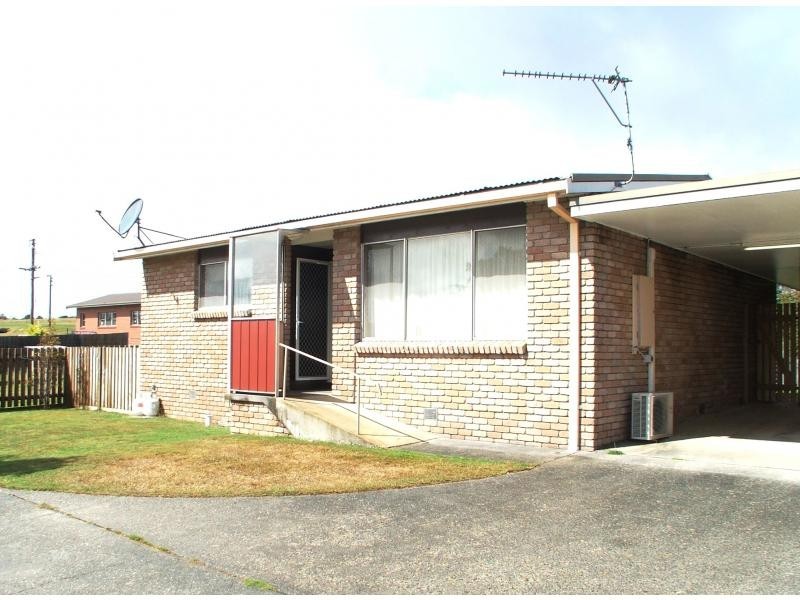 2/6 Que Street, Waratah TAS 7321