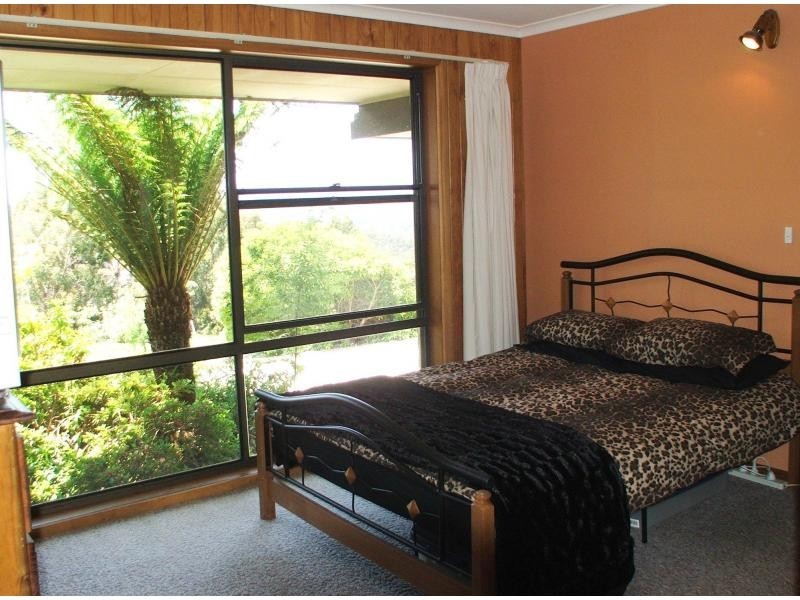 284 Dial Road Road, Penguin TAS 7316