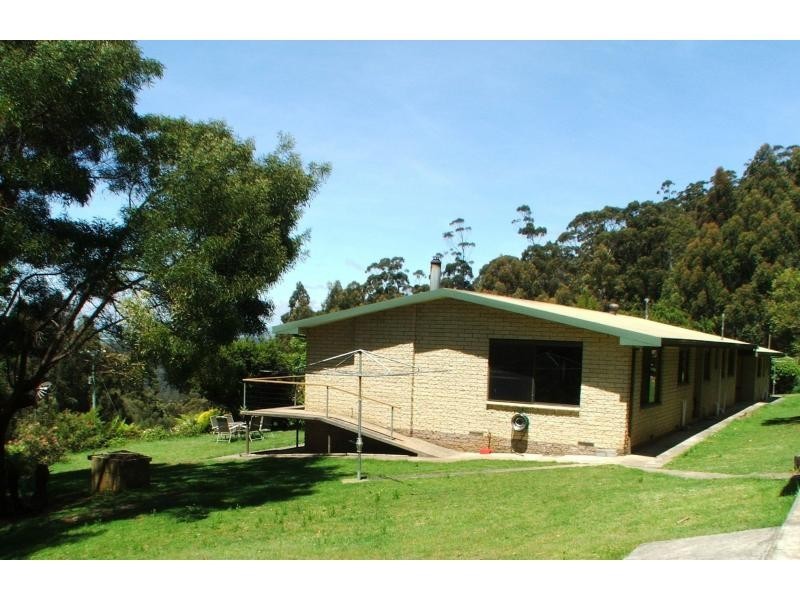 284 Dial Road Road, Penguin TAS 7316
