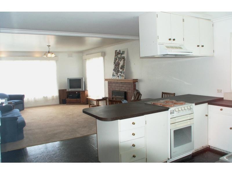 158 South Road, Penguin TAS 7316